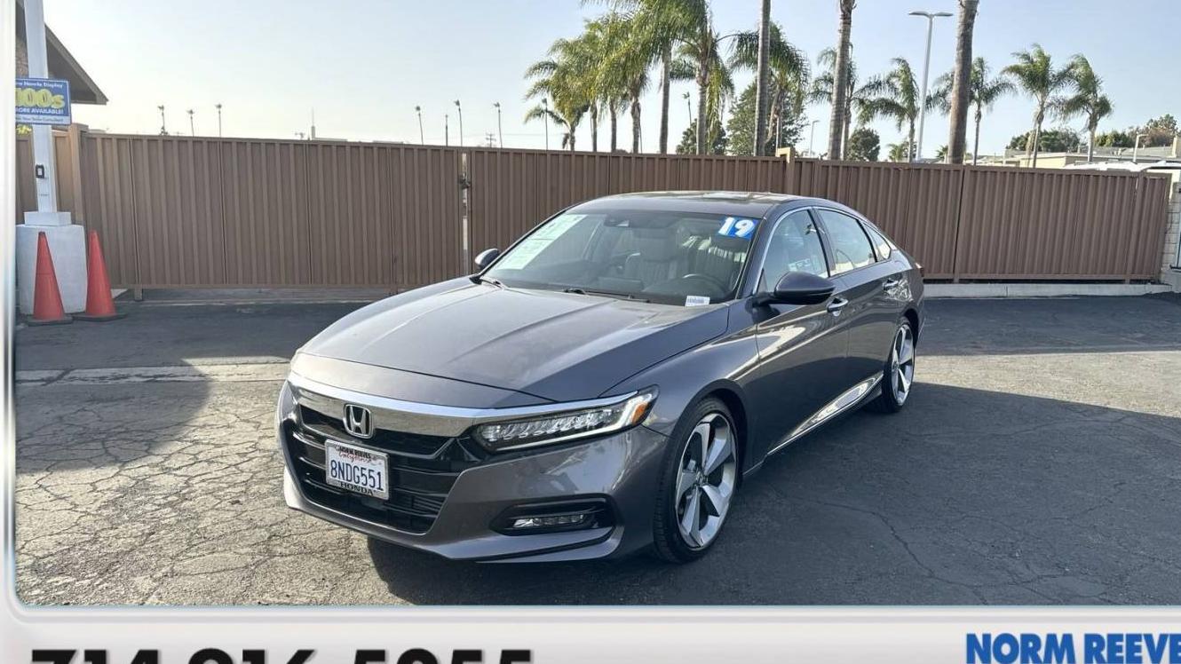 HONDA ACCORD 2019 1HGCV2F95KA022123 image