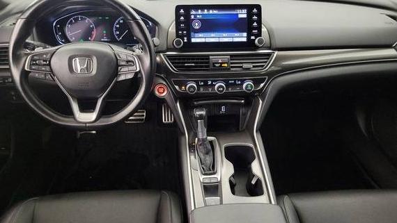 HONDA ACCORD 2019 1HGCV1F34KA033085 image