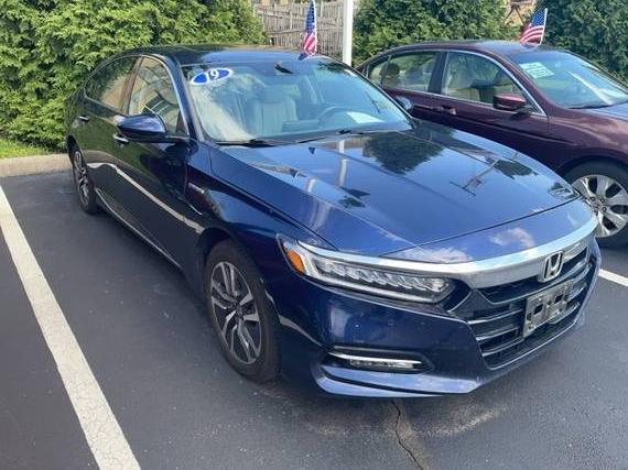 HONDA ACCORD 2019 1HGCV3F93KA002300 image