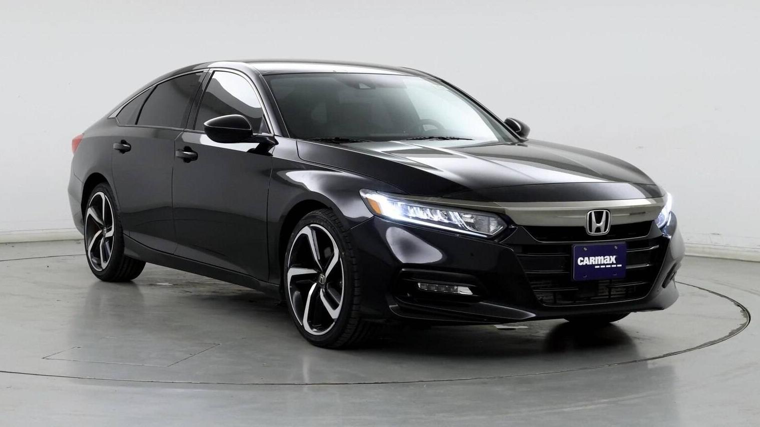 HONDA ACCORD 2019 1HGCV1F36KA170979 image