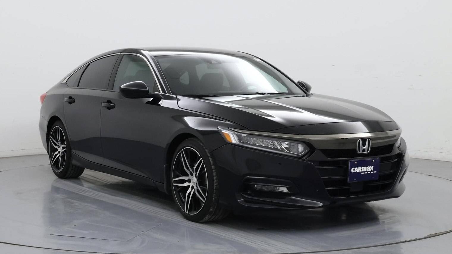 HONDA ACCORD 2019 1HGCV1F33KA115518 image