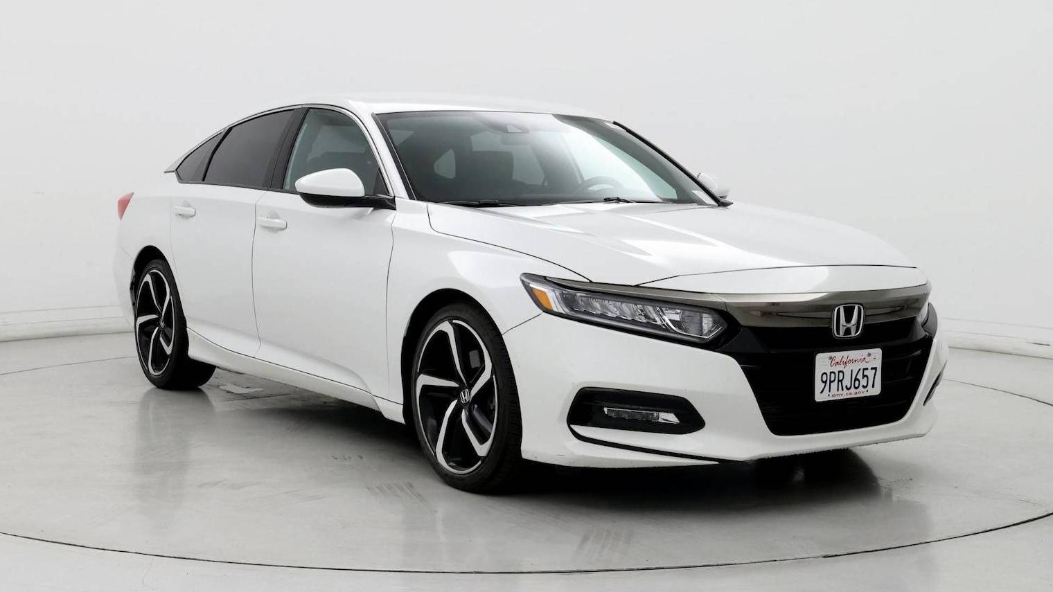 HONDA ACCORD 2019 1HGCV1F37KA139868 image