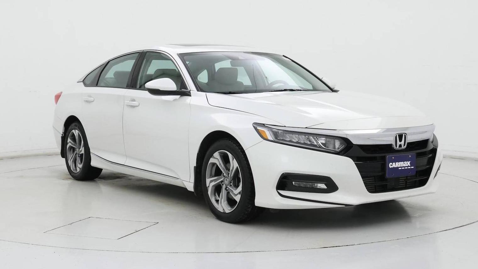 HONDA ACCORD 2019 1HGCV1F58KA138598 image