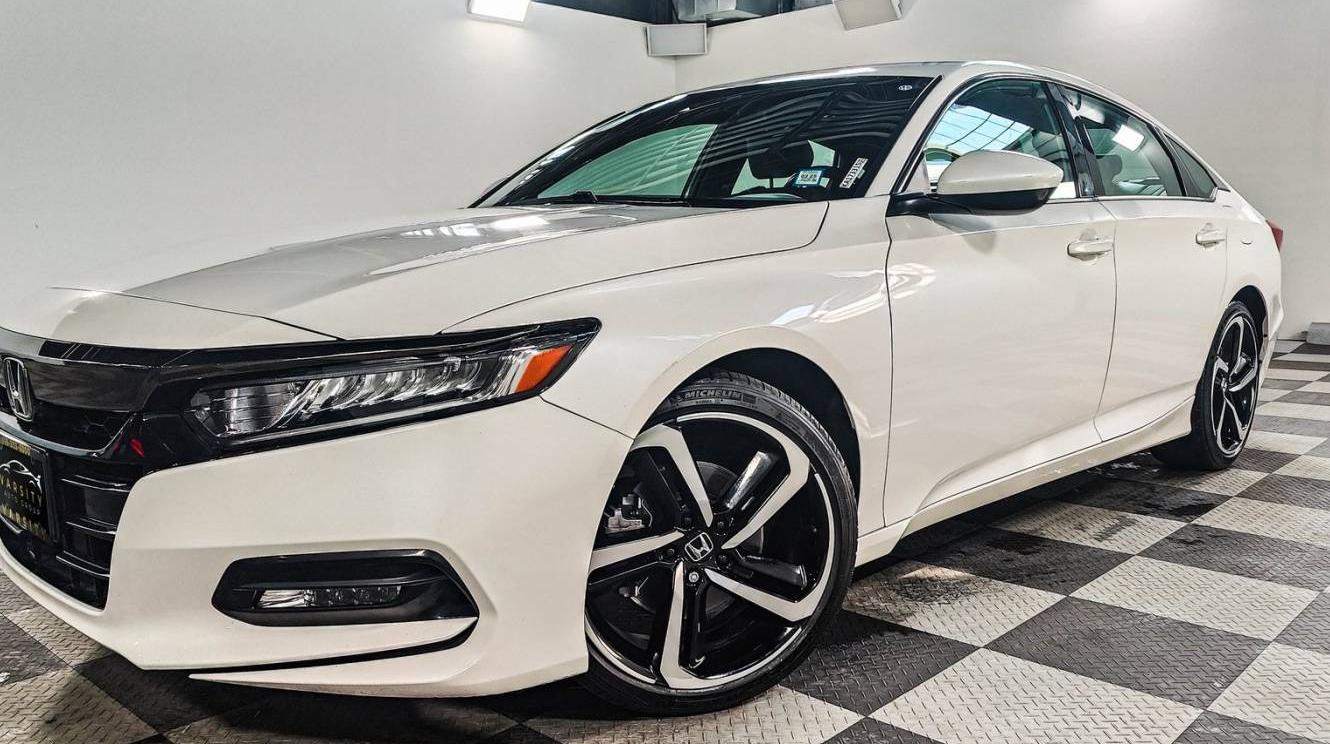 HONDA ACCORD 2019 1HGCV1F34KA173315 image