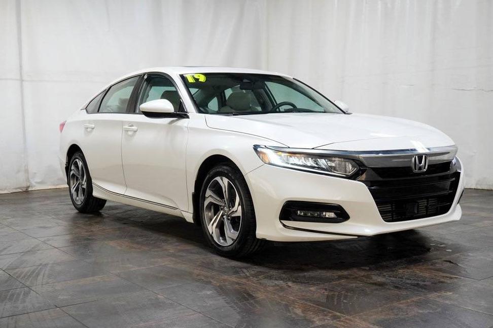 HONDA ACCORD 2019 1HGCV1F48KA046818 image