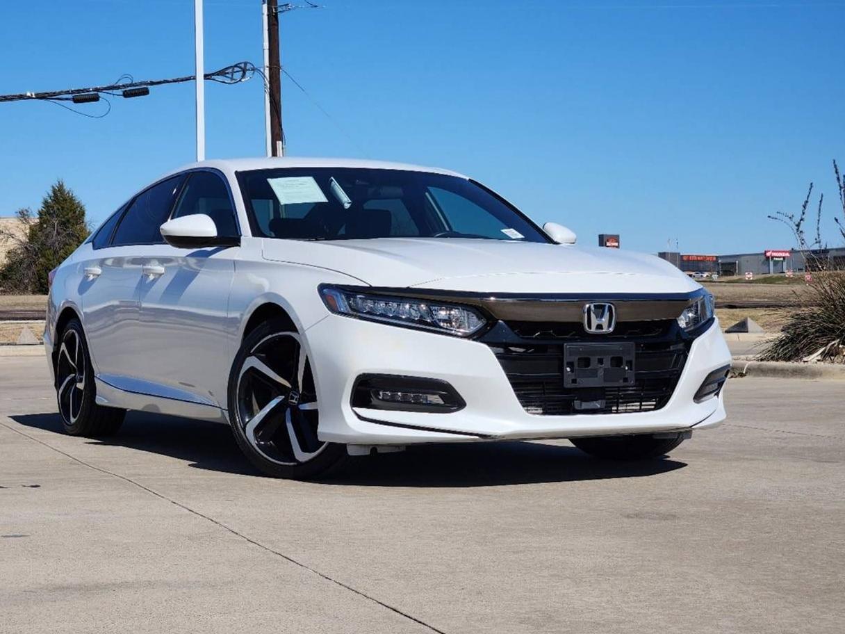 HONDA ACCORD 2019 1HGCV1F31KA082227 image