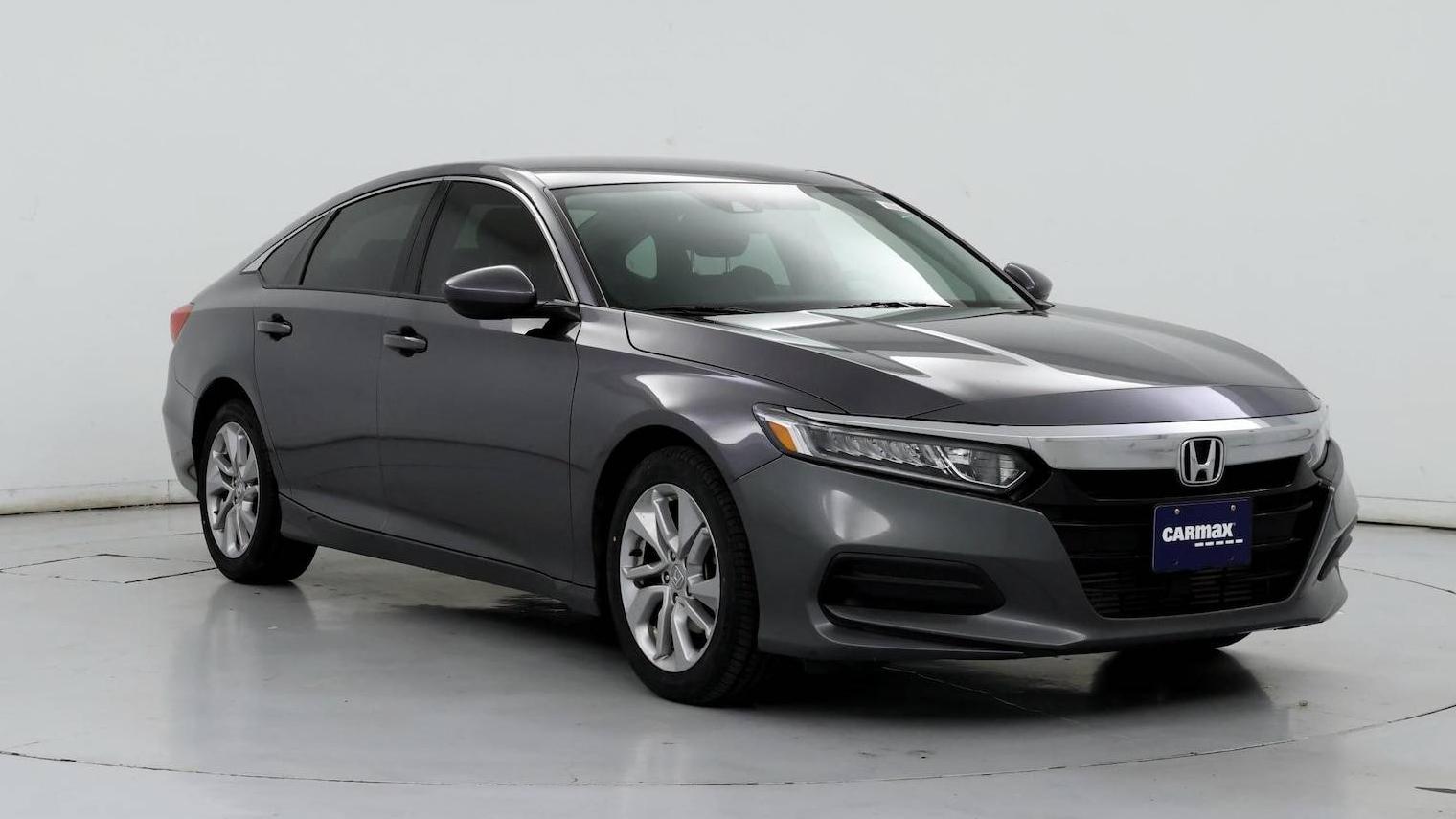 HONDA ACCORD 2019 1HGCV1F12KA040759 image