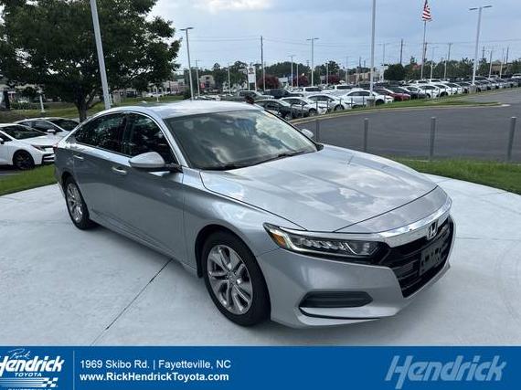 HONDA ACCORD 2019 1HGCV1F11KA083618 image