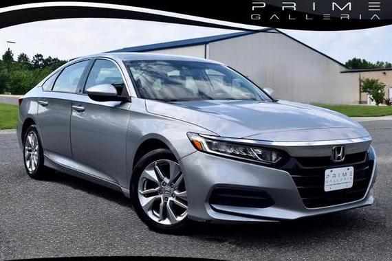 HONDA ACCORD 2019 1HGCV1F19KA043433 image