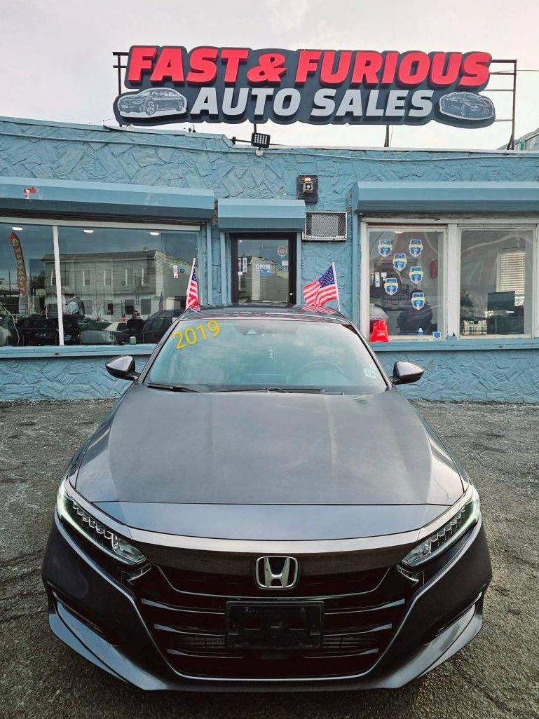 HONDA ACCORD 2019 1HGCV1F37KA024834 image