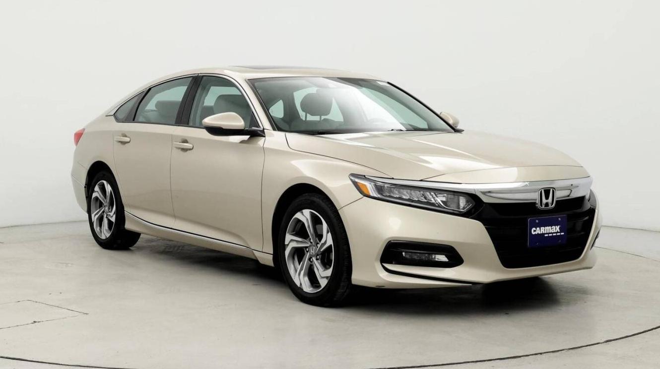 HONDA ACCORD 2019 1HGCV1F58KA152954 image