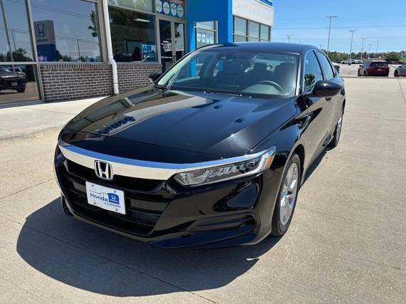 HONDA ACCORD 2019 1HGCV1F16KA165053 image