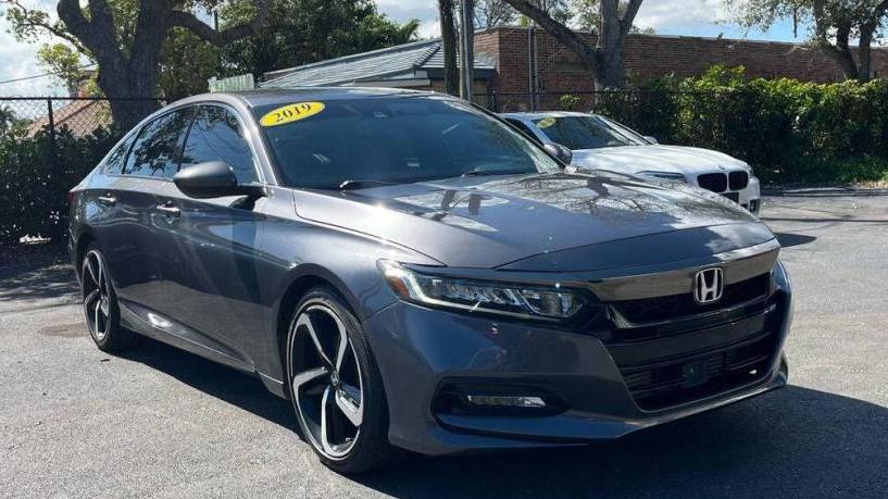 HONDA ACCORD 2019 1HGCV1F30KA036064 image