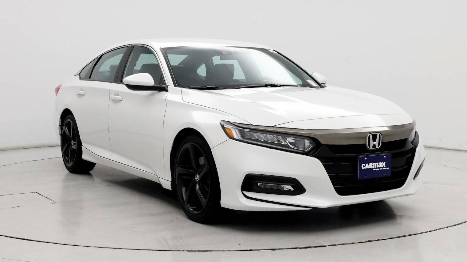 HONDA ACCORD 2019 1HGCV1F3XKA124720 image