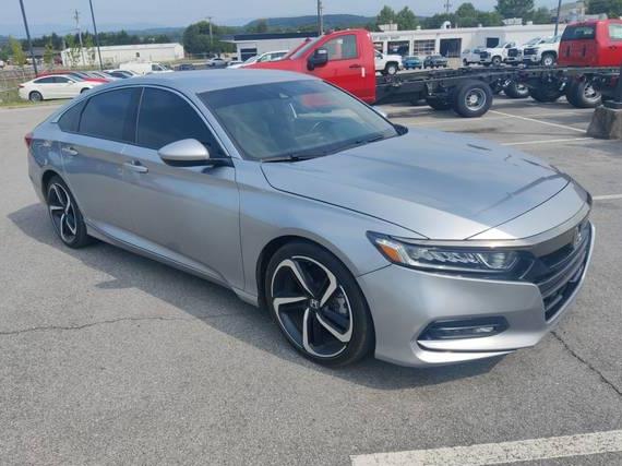 HONDA ACCORD 2019 1HGCV1F36KA037932 image