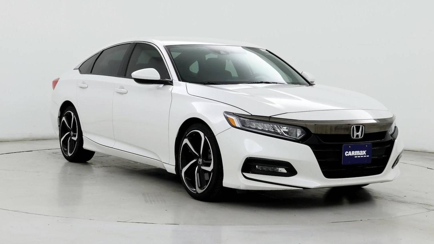 HONDA ACCORD 2019 1HGCV1F32KA082317 image