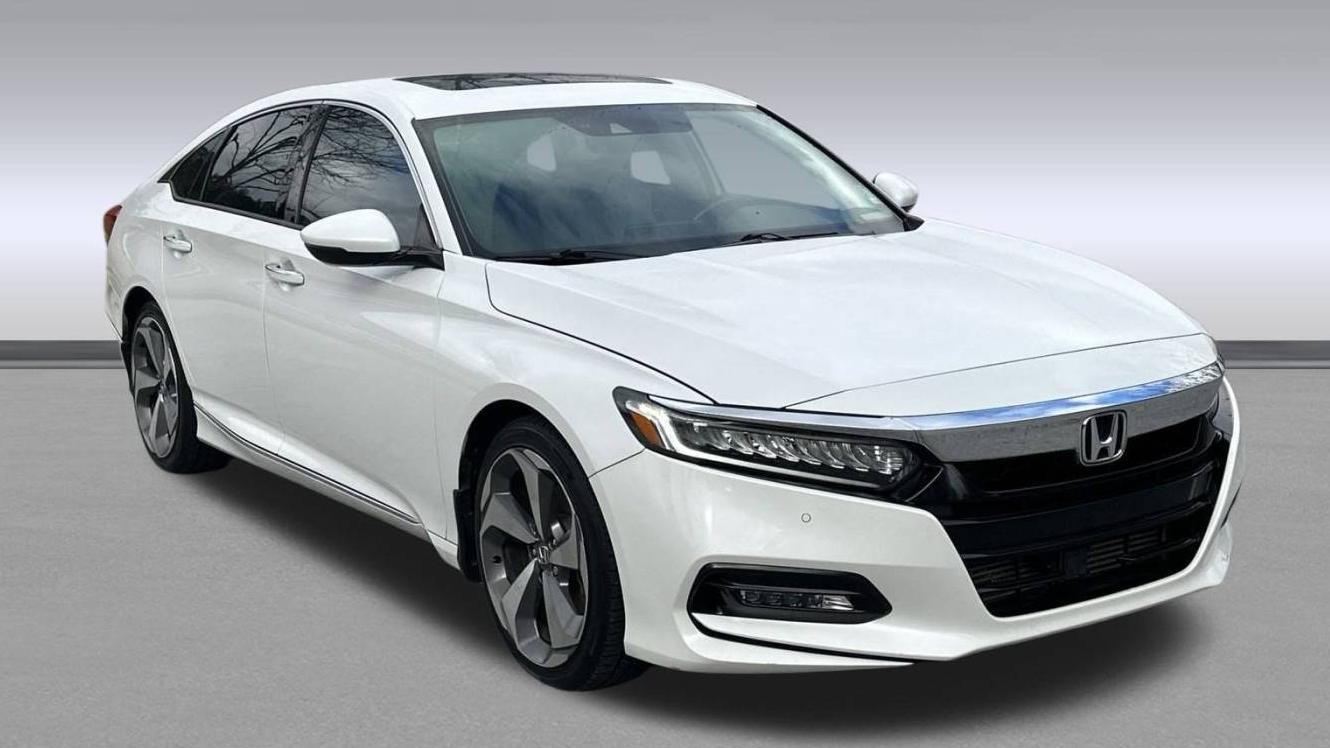 HONDA ACCORD 2019 1HGCV2F96KA025015 image