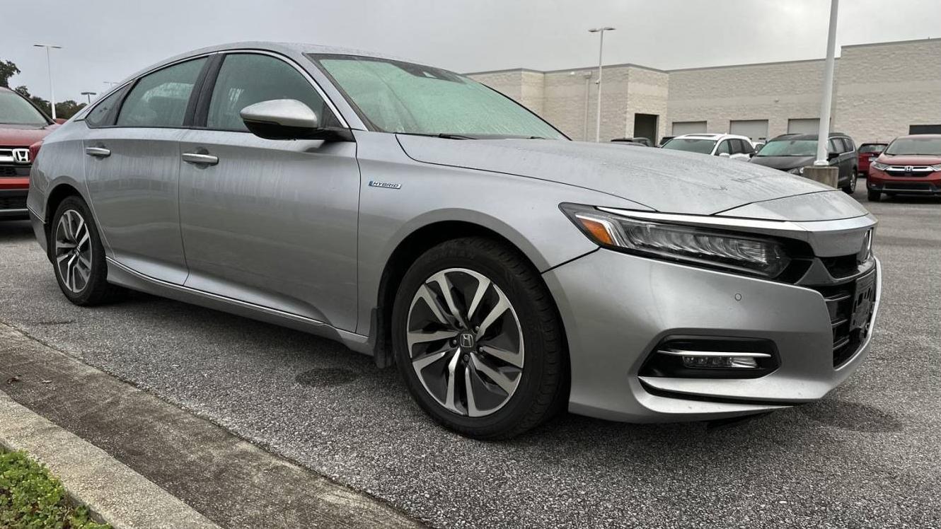 HONDA ACCORD 2019 1HGCV3F92KA004474 image