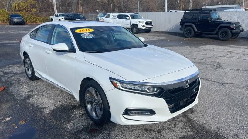 HONDA ACCORD 2019 1HGCV1F44KA040174 image