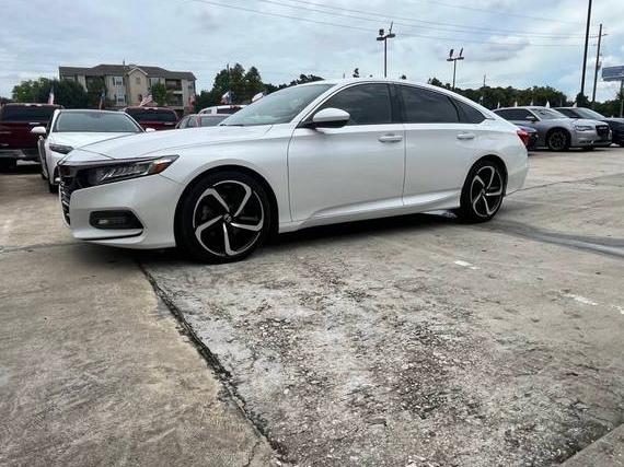 HONDA ACCORD 2019 1HGCV1F31KA032492 image
