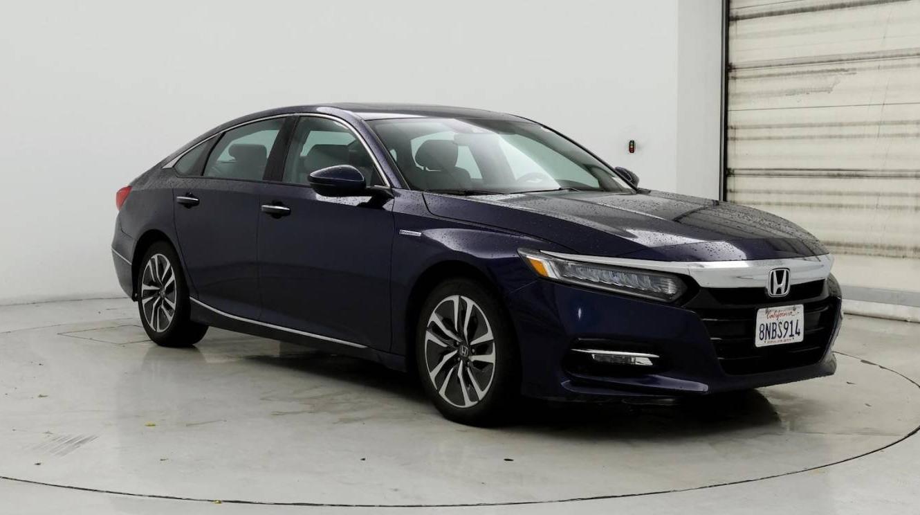 HONDA ACCORD 2019 1HGCV3F91KA018107 image