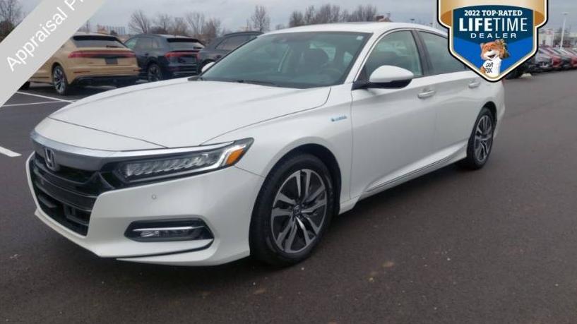 HONDA ACCORD 2019 1HGCV3F97KA010707 image