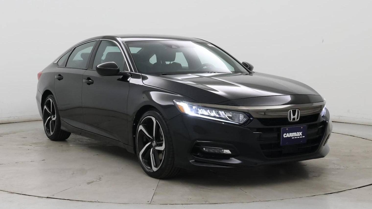 HONDA ACCORD 2019 1HGCV1F35KA155597 image