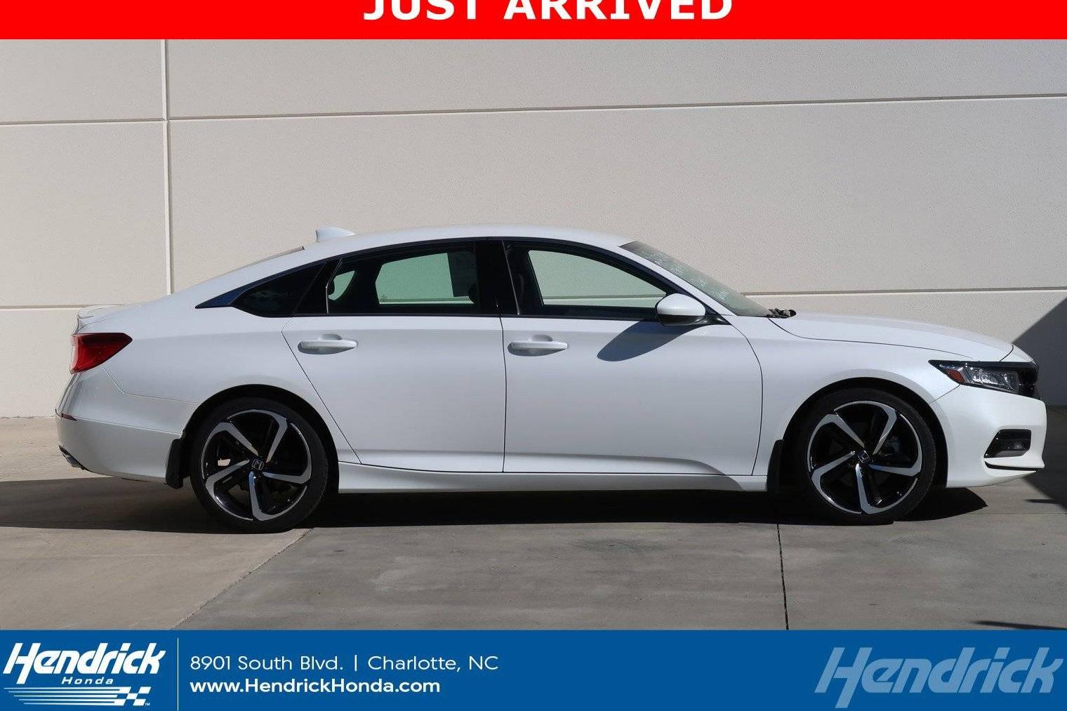 HONDA ACCORD 2019 1HGCV1F34KA080861 image