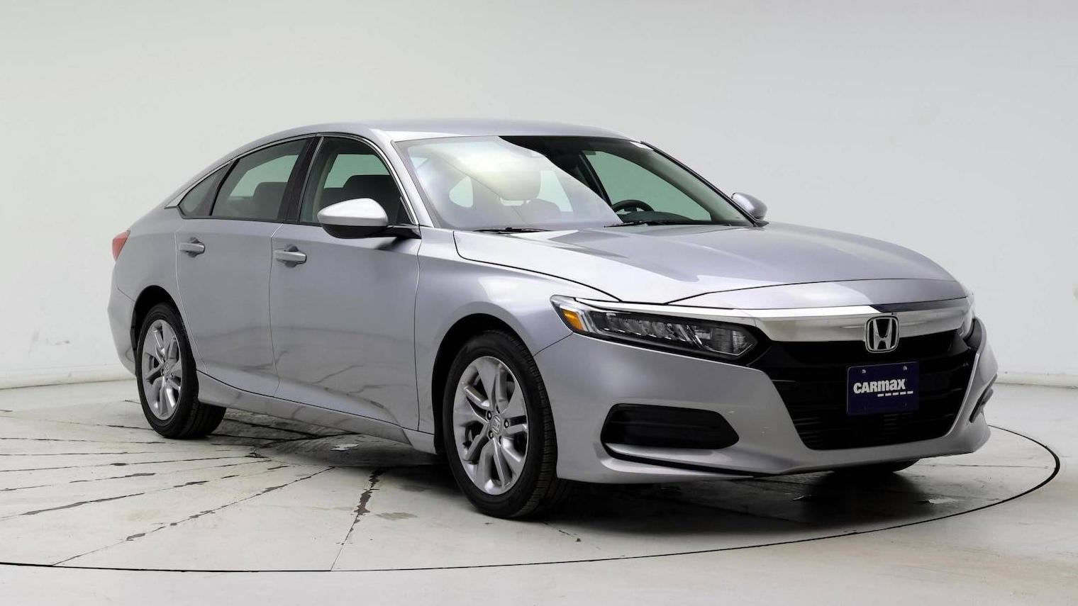 HONDA ACCORD 2019 1HGCV1F13KA078694 image