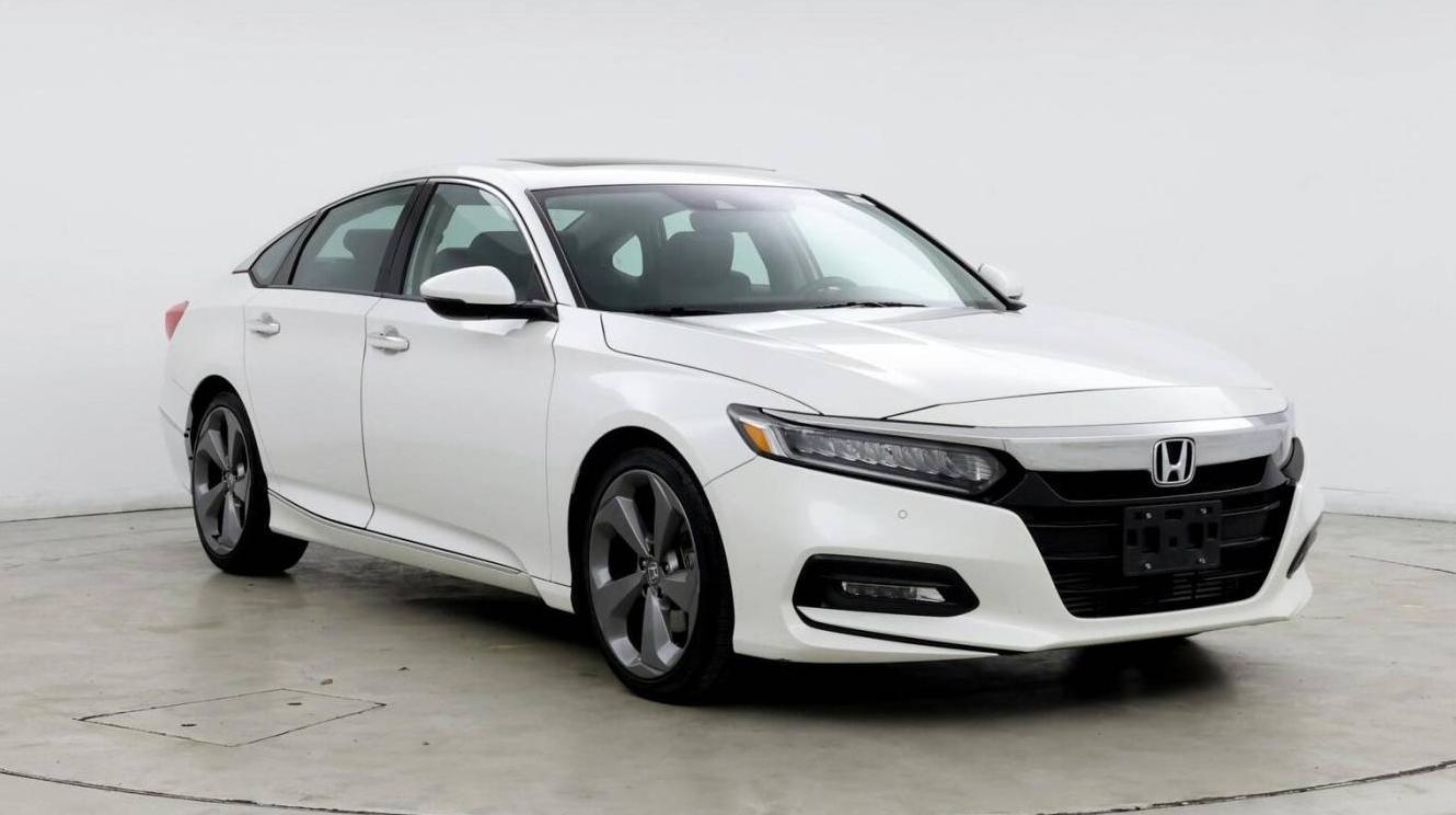 HONDA ACCORD 2018 1HGCV1F94JA117121 image