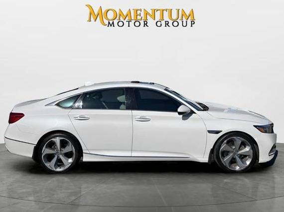 HONDA ACCORD 2018 1HGCV1F9XJA021056 image HONDA ACCORD 2018 1HGCV1F9XJA021056 image