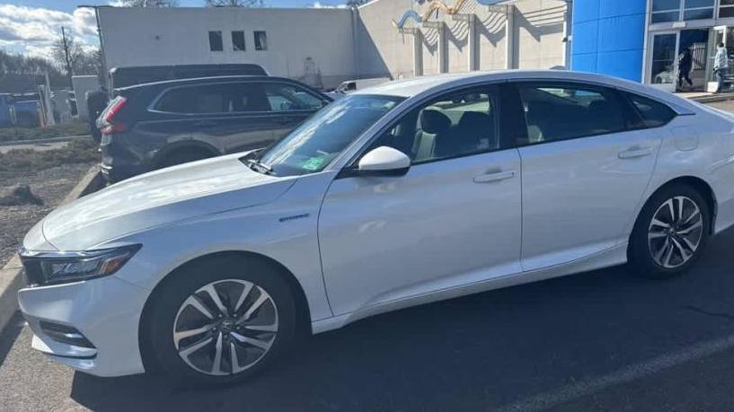 HONDA ACCORD 2018 1HGCV3F16JA010397 image