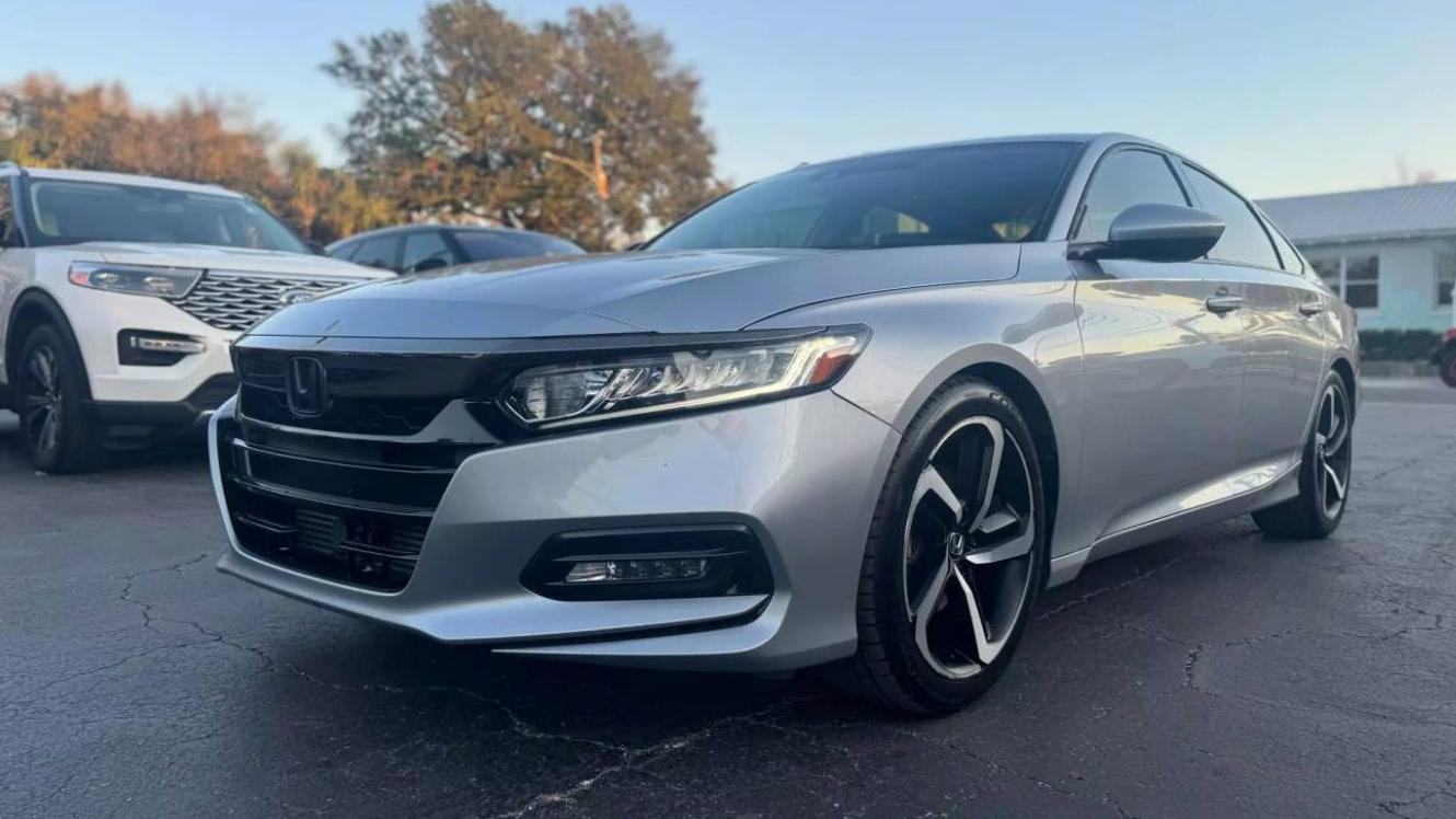 HONDA ACCORD 2018 1HGCV1E38JA025474 image