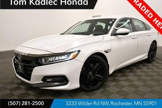 HONDA ACCORD 2018 1HGCV1F32JA057819 image