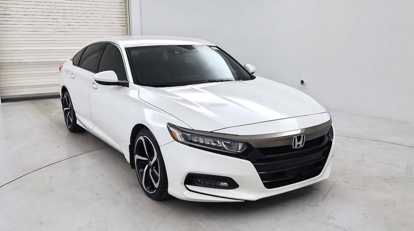 HONDA ACCORD 2018 1HGCV1F34JA154052 image