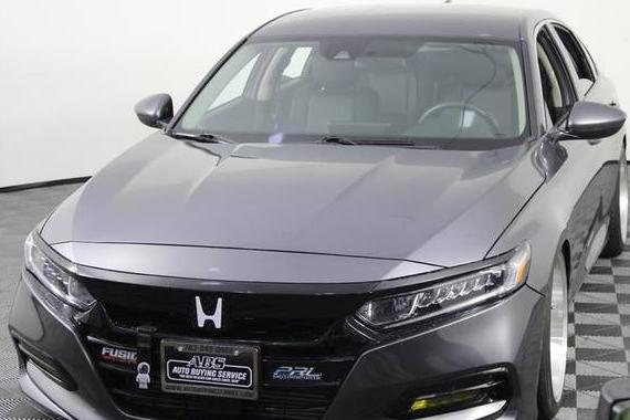 HONDA ACCORD 2018 1HGCV1F16JA083628 image