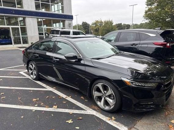HONDA ACCORD 2018 1HGCV2F96JA025577 image