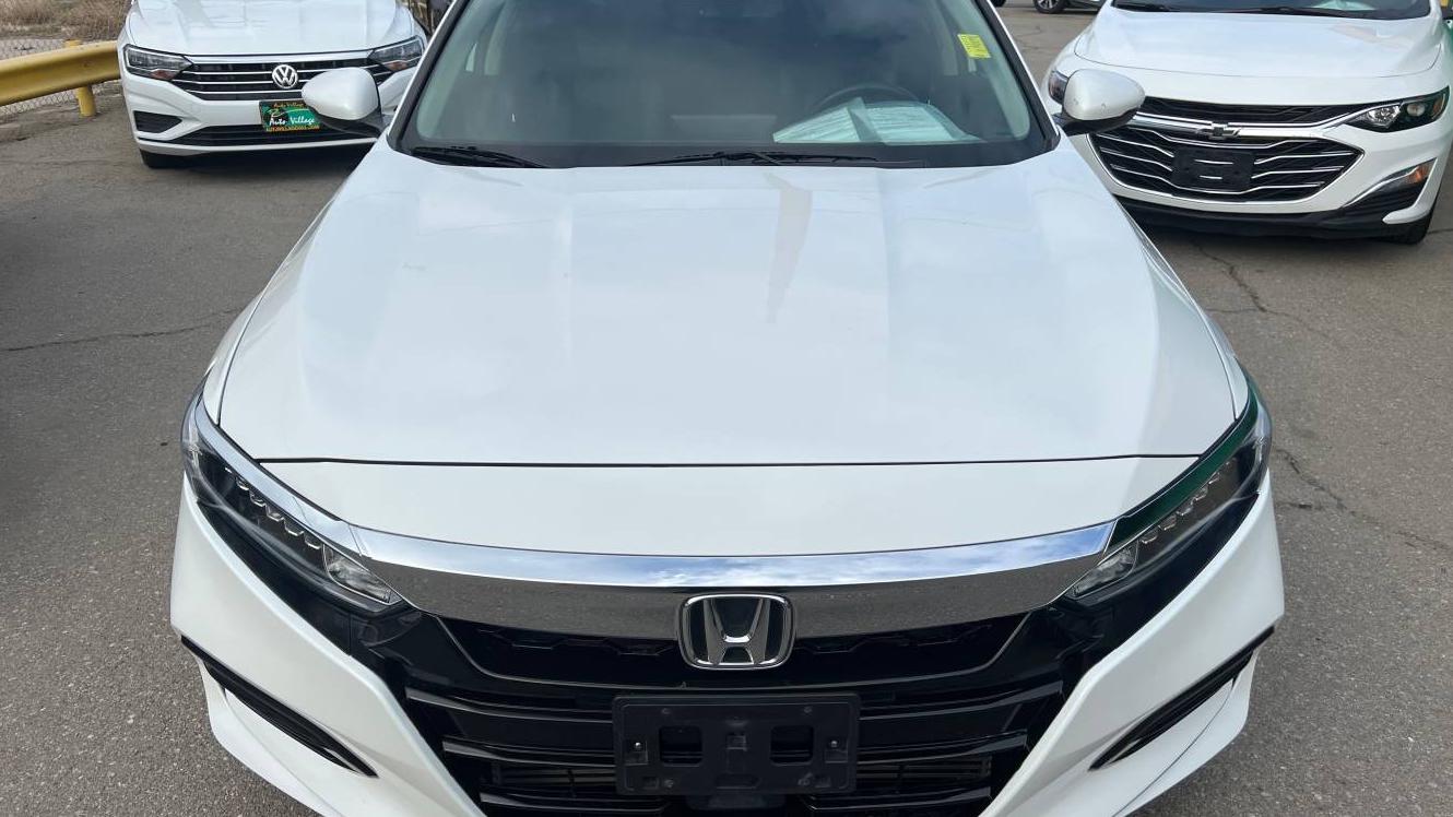 HONDA ACCORD 2018 1HGCV1F55JA079671 image