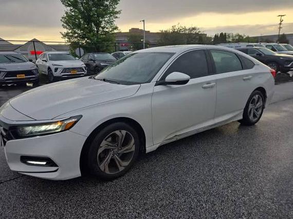 HONDA ACCORD 2018 1HGCV1F57JA054061 image