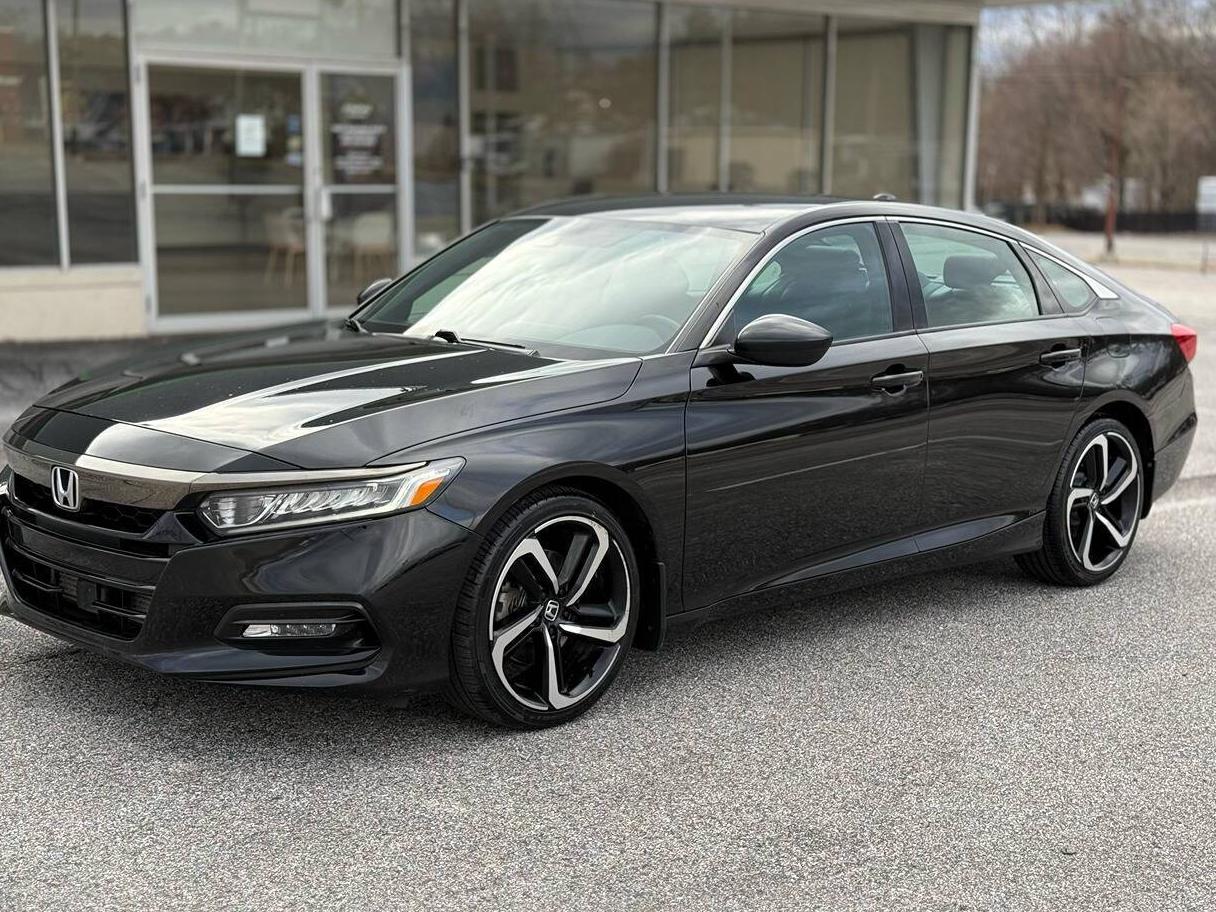 HONDA ACCORD 2018 1HGCV1F31JA041062 image