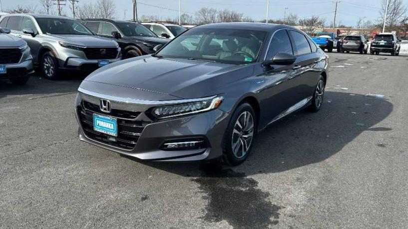 HONDA ACCORD 2018 1HGCV3F95JA013894 image