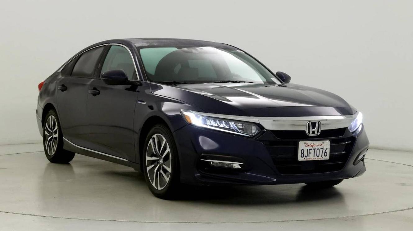 HONDA ACCORD 2018 1HGCV3F51JA015865 image