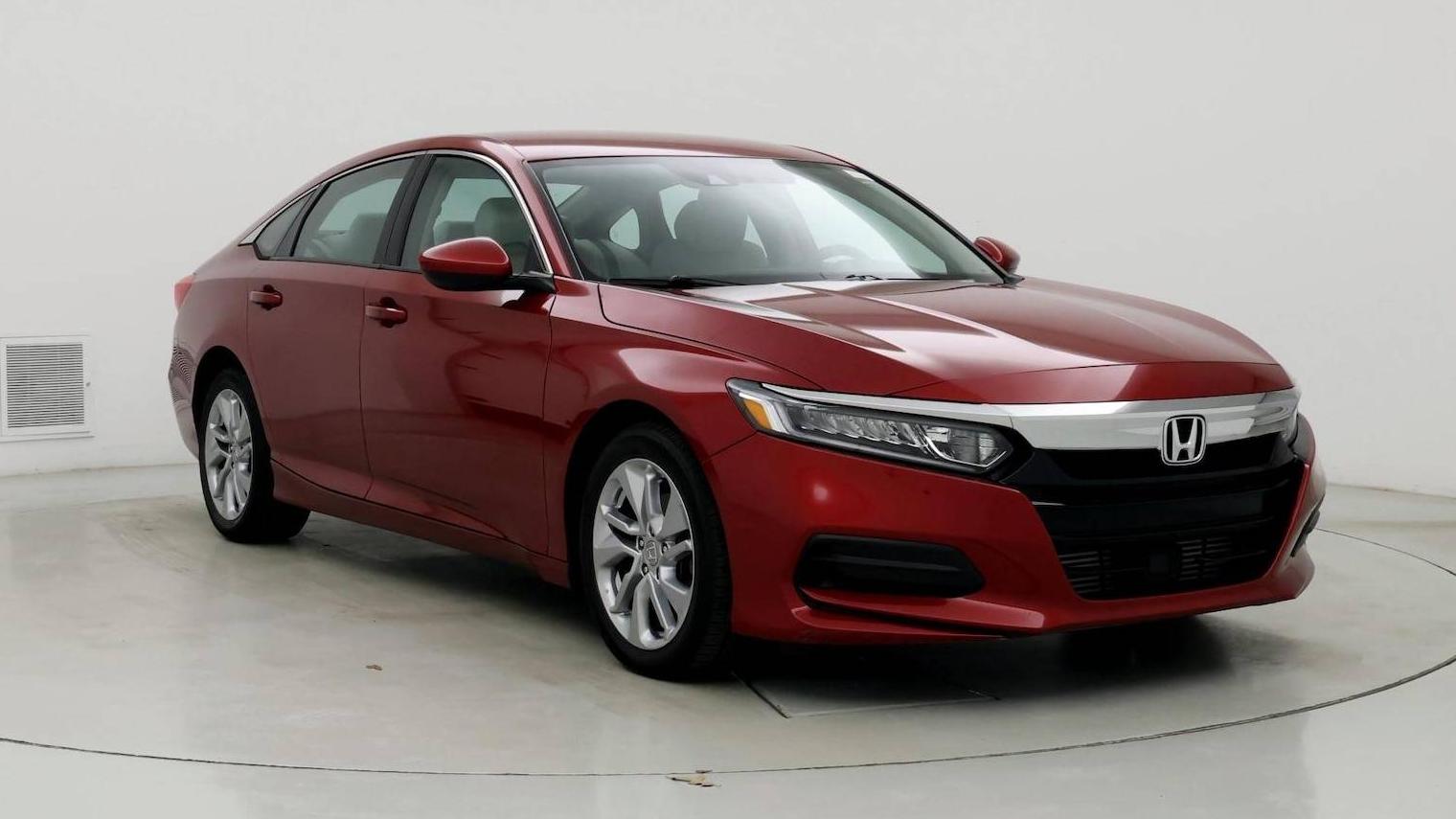 HONDA ACCORD 2018 1HGCV1F18JA121733 image