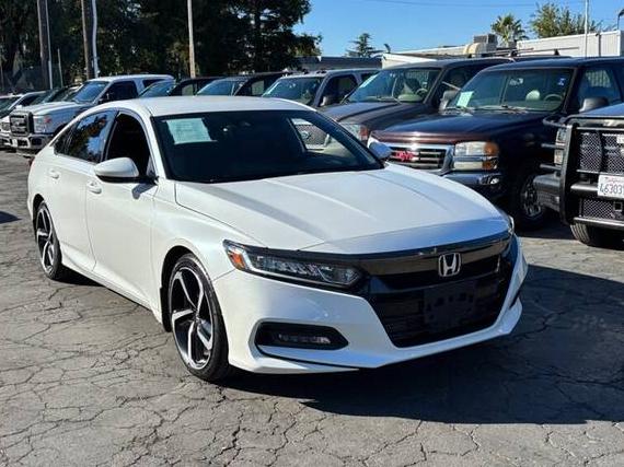 HONDA ACCORD 2018 1HGCV1E34JA220861 image