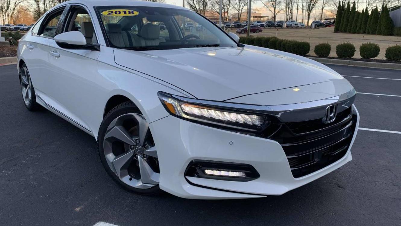 HONDA ACCORD 2018 1HGCV1F92JA089366 image