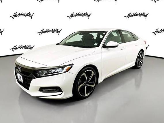 HONDA ACCORD 2018 1HGCV1F32JA095390 image