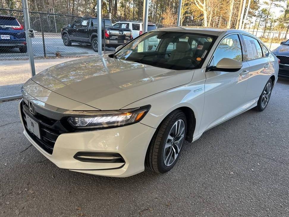 HONDA ACCORD 2018 1HGCV3F10JA000769 image