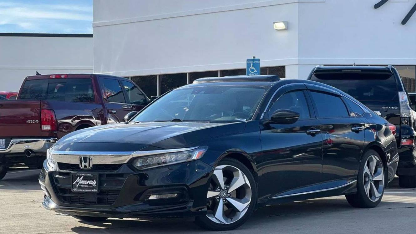 HONDA ACCORD 2018 1HGCV1F92JA045139 image