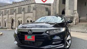 HONDA ACCORD 2018 1HGCV1F98JA157928 image