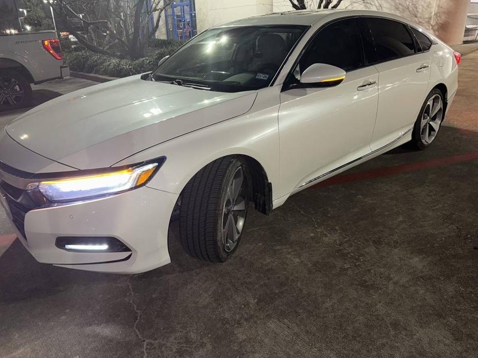 HONDA ACCORD 2018 1HGCV1F9XJA089244 image